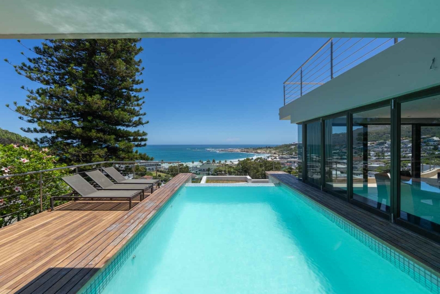 7 Bedroom Property for Sale in Camps Bay Western Cape